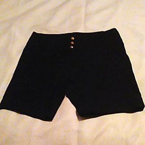 Shorts Ponnytail 35 Inch Waist Black 3 Gold Buttons Super Stretchy